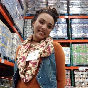 Meet your Posher, Jasmine